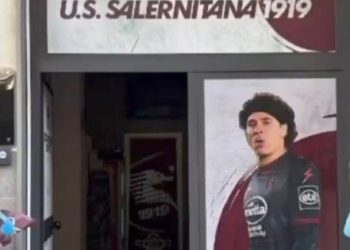 Guillermo Ochoa launches a fan club in Italy